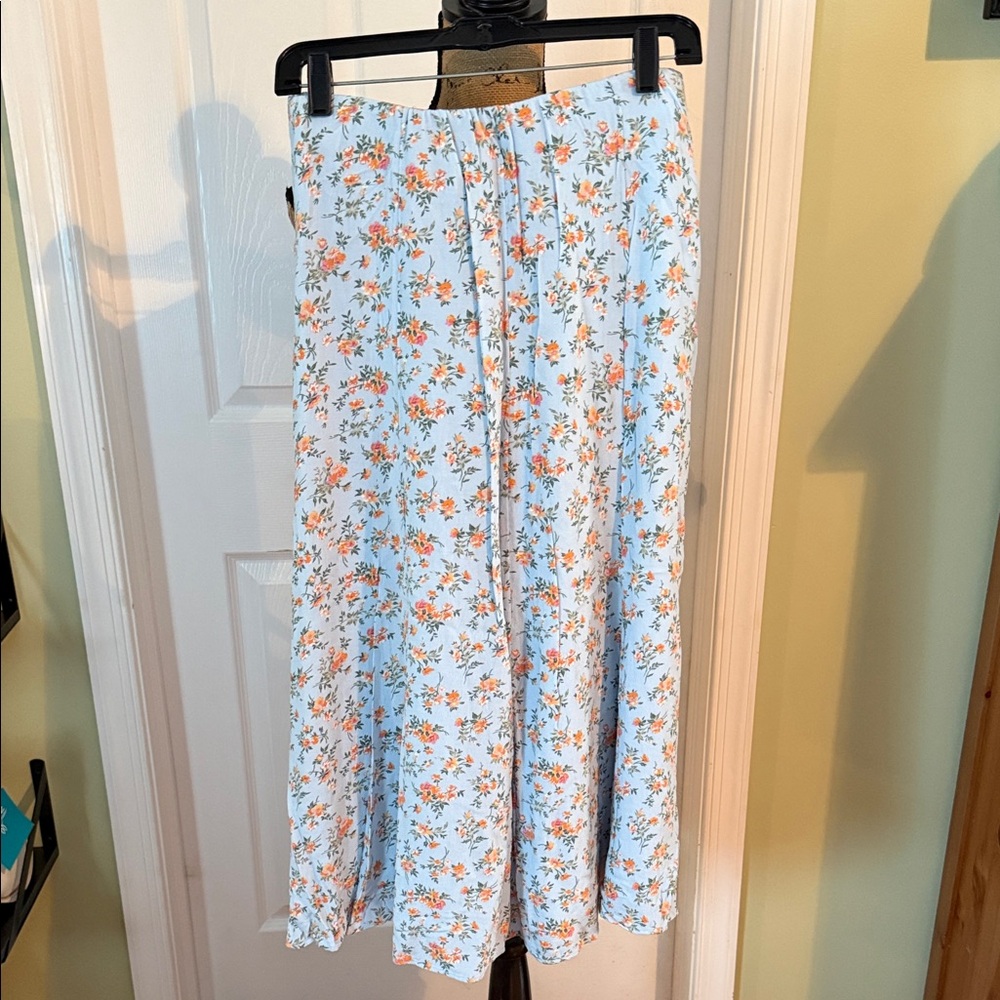 American Eagle Outfitters Floral Skirt - Light Blue and Orange